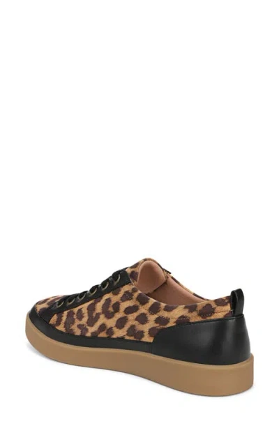 Vionic Winny Low Top Sneaker In Brown