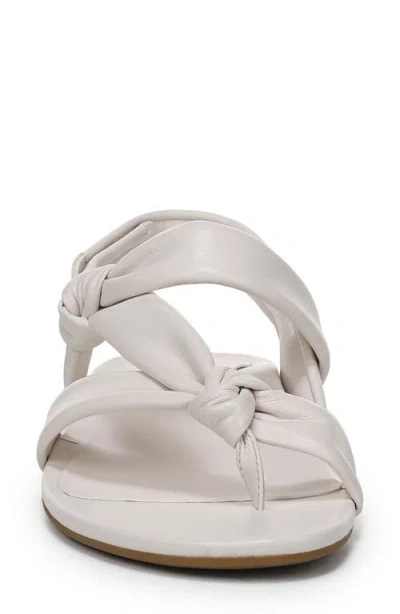 Vionic Geneva Strappy Sandal In Neutral
