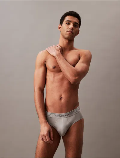 Calvin Klein 3-pack Low Rise Microfiber Stretch Boxer Briefs In Gray