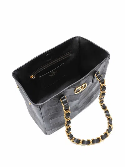 Valentino Garavani  Garavani Laseine Shopping Bag In Nappa Leather With A Chevron Pattern W In Black