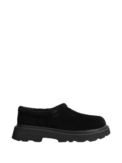 Ugg Lace-up Chunky Sole Round Toe Suede Finish In Black