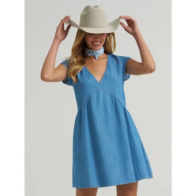 Wrangler Retro Women's Light Wash Swing Denim Dress In Blue