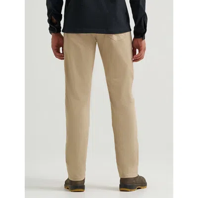 Wrangler Greensboro Straight Leg Jeans In Timberwolf