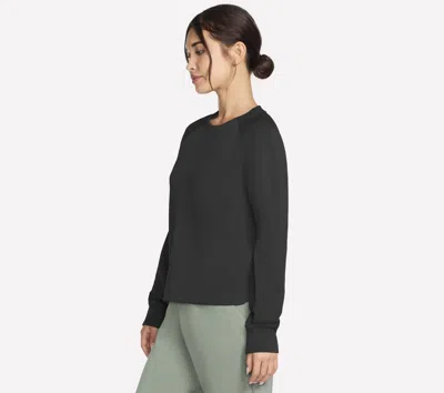 Skechers Skechluxe Elevate Crewneck Tee In Black