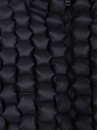 Raxxy Puffer Jacket In Black