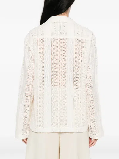 Low Classic Buttoned Jacket In White