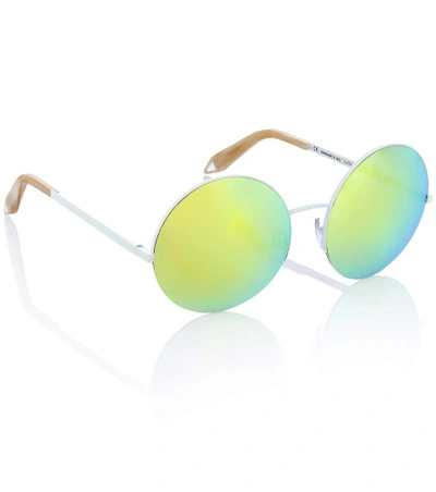 Shop Victoria Beckham Supra Mirrored Round Sunglasses In White