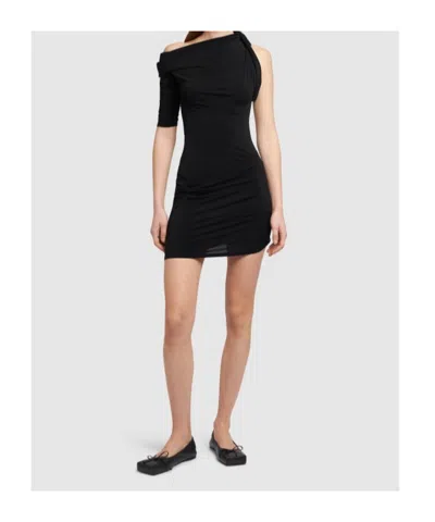 Jacquemus Asymmetrical One-shoulder Bodycon Mini Dress With Ruched Sleeve In Black