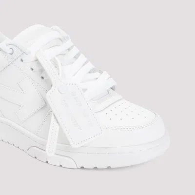 Off-white Monochromatic Leather Sneakers With Textured Sole In White