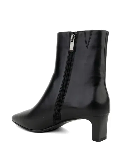 Linda Baumann Mid Heel Ankle Boot In Black
