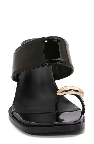 Berness Catha Toe Loop Sandal In Black
