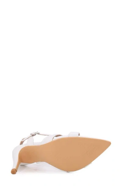 Berness Cindal Sandal In White