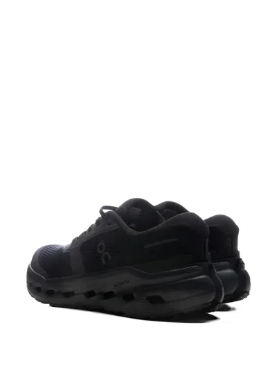 On Cloud Runner 3 Wide Sneaker In Black