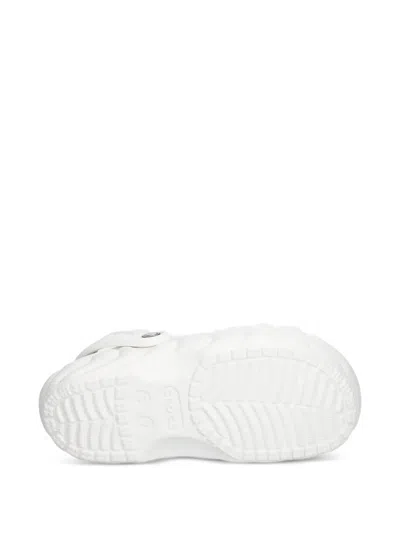 Crocs Textured Design Slides In White