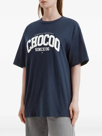 Chocoolate T-shirt Mit Grafischem Print In Blue