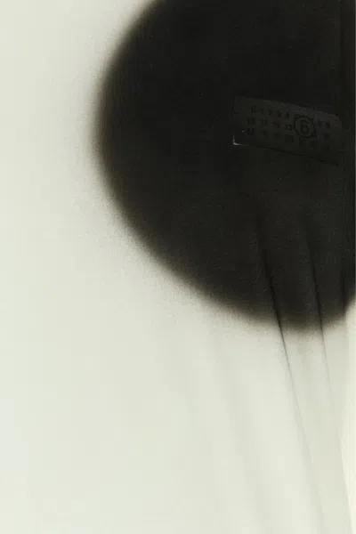 Mm6 Maison Margiela White T-shirt With Spray Print In White