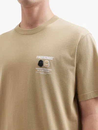 Fingercroxx Logo-print T-shirt In Neutral