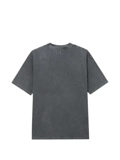 Izzue Embossed T-shirt In Gray