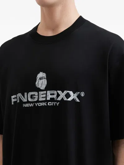 Fingercroxx Logo T-shirt In Black