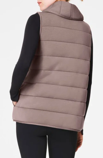 Spanx ® Puffssentials Vest In Brown