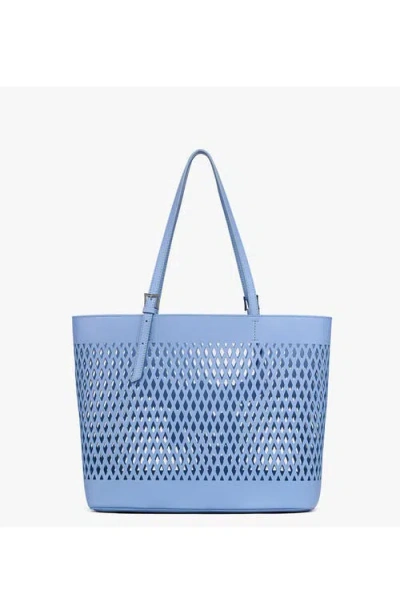 Mcm Medium Himmel Shopper In Blue