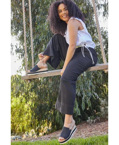 Toms Diana Wedge Sandal In Black