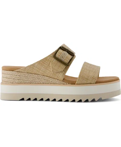 Toms Women's Diana Mule Buckle Wedge Sandal Almond Raffia In Brown