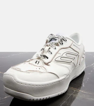 Balenciaga Women Hamptons Worn-out Leather Low-top Sneakers In Neutral