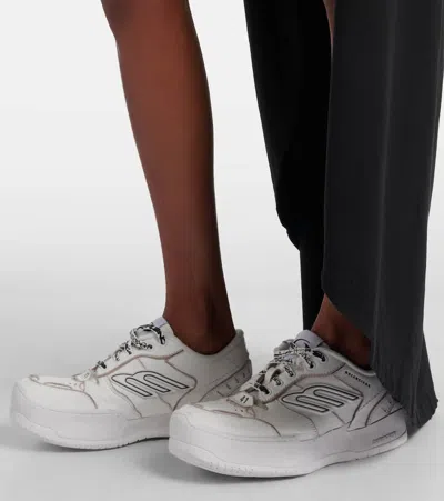 Balenciaga Women Hamptons Worn-out Leather Low-top Sneakers In Neutral