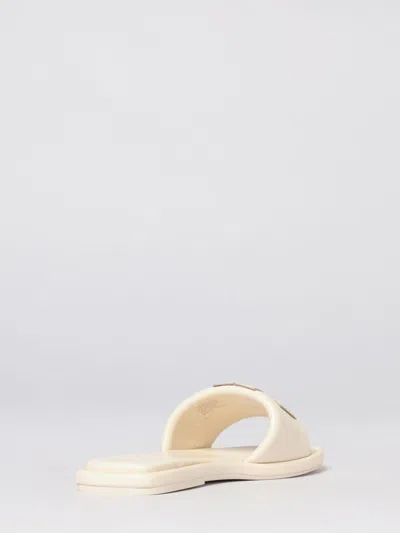 Tory Burch Double T Leather Medallion Slide Sandals In Dulce De Leche