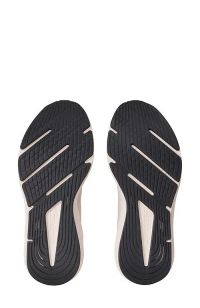 Under Armour Sonic 7 Running Shoe In Multi