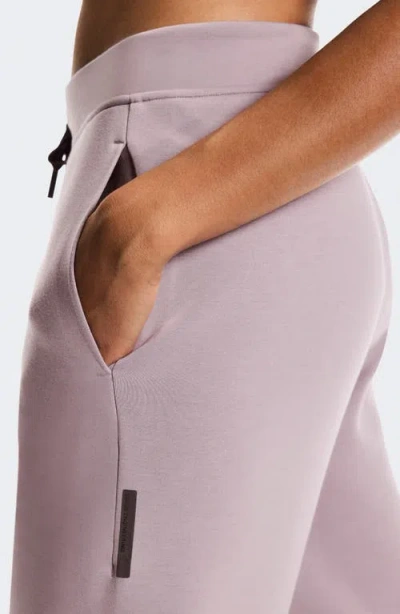On Focus Tech Sweatpants In Pink