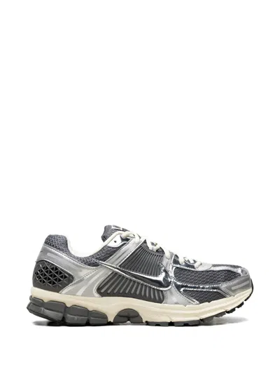 Nike Zoom Vomero 5 Sneakers In Gray