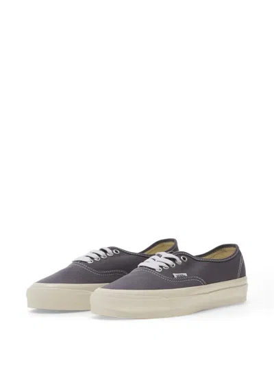 Vans Stitching Authentic Sneakers In Gray