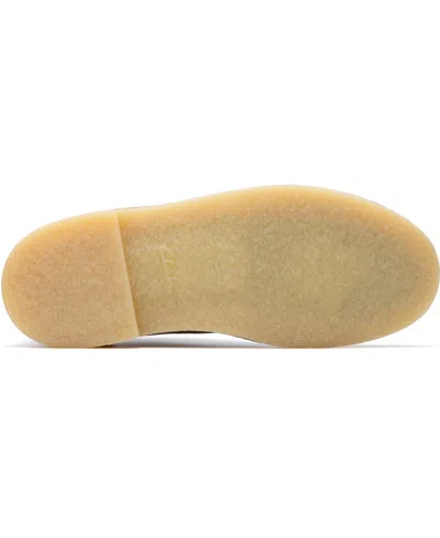 Clarks Wide Width Shepton Chukka Boot In Neutral
