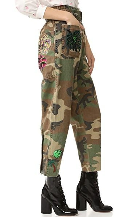 Shop Marc Jacobs Camo Belted Pants In Multi