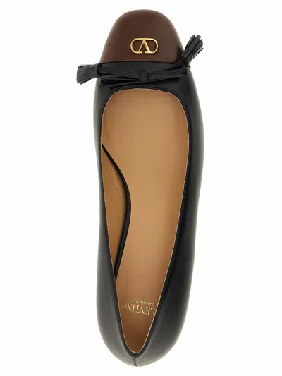 Valentino Garavani Leather Valet Du Roi Ballet Flats In Black