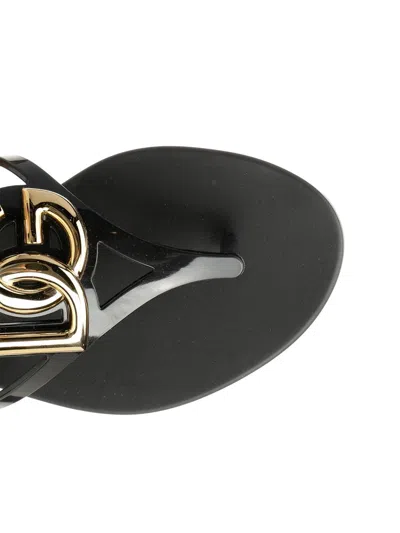 Dolce & Gabbana Black Thong Sandals With Logo Plaque On The Front In Rubber Woman