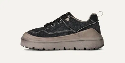 Ugg Sneakers Chunky Sole Pull Tab Contrast Stitching In Black