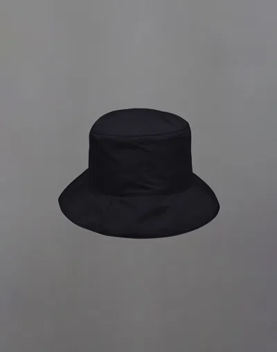 Herno Gore-tex Patch Bucket Hat In Black