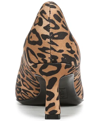 Naturalizer Wide Width Tylan Pump In Animal Print