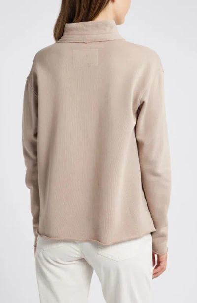 Frank & Eileen Patrick Popover In Neutral
