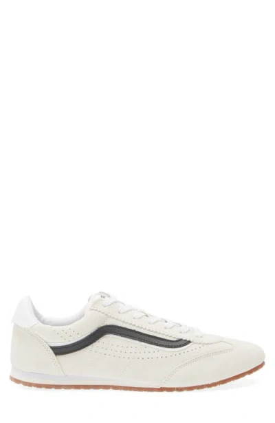 Vans Super Lowpro Sneaker In White