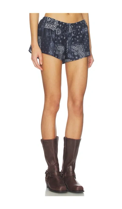 PRIDGET ÇŸ­È£¤ Â€“ È—�É�’È‰². Å°ºÇ � XL (ALSO Â€“ L, M, S, XS, XXS).