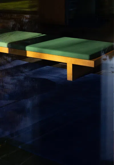 Layered Solid Wool Blue Foncé Sample 4" X 7" In Blue