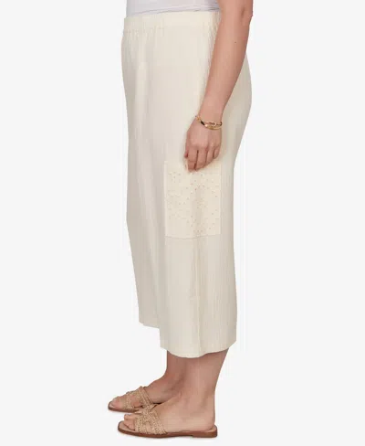 Ruby Rd. Plus Size Gauze Eyelet Cargo Pull-on Capri Pants In Neutral
