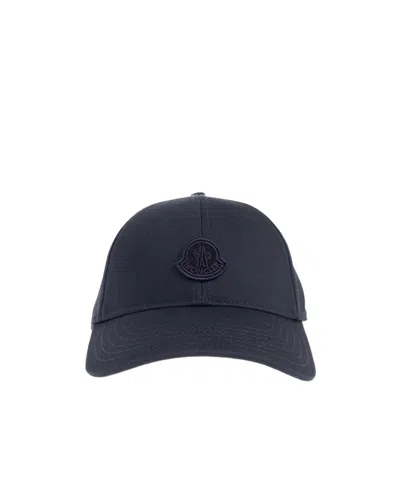 Moncler Embroidered Logo Patch Adjustable Baseball Cap In Gray