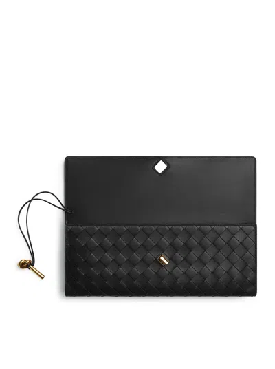 Bottega Veneta Women Black Andiamo Clutch, Onesize Luxury Clutches For Women Darveys