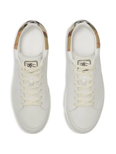 Burberry White Calf Leather Bos Taurus Low Top Sneakers