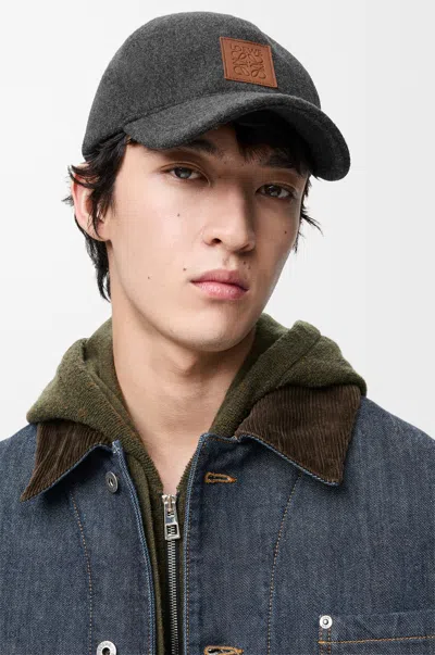 Loewe Patch Wool Cap In Gray